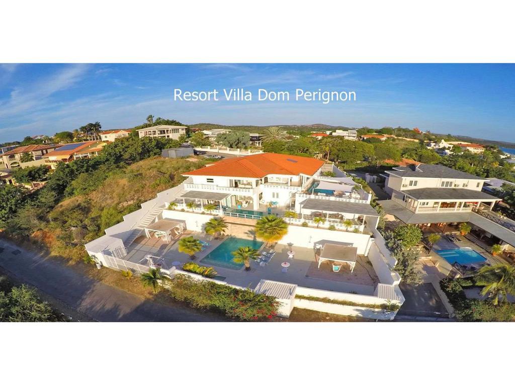 Champartments Resort - Villa & Appartementen Dom Perignon Willemstad Exterior photo